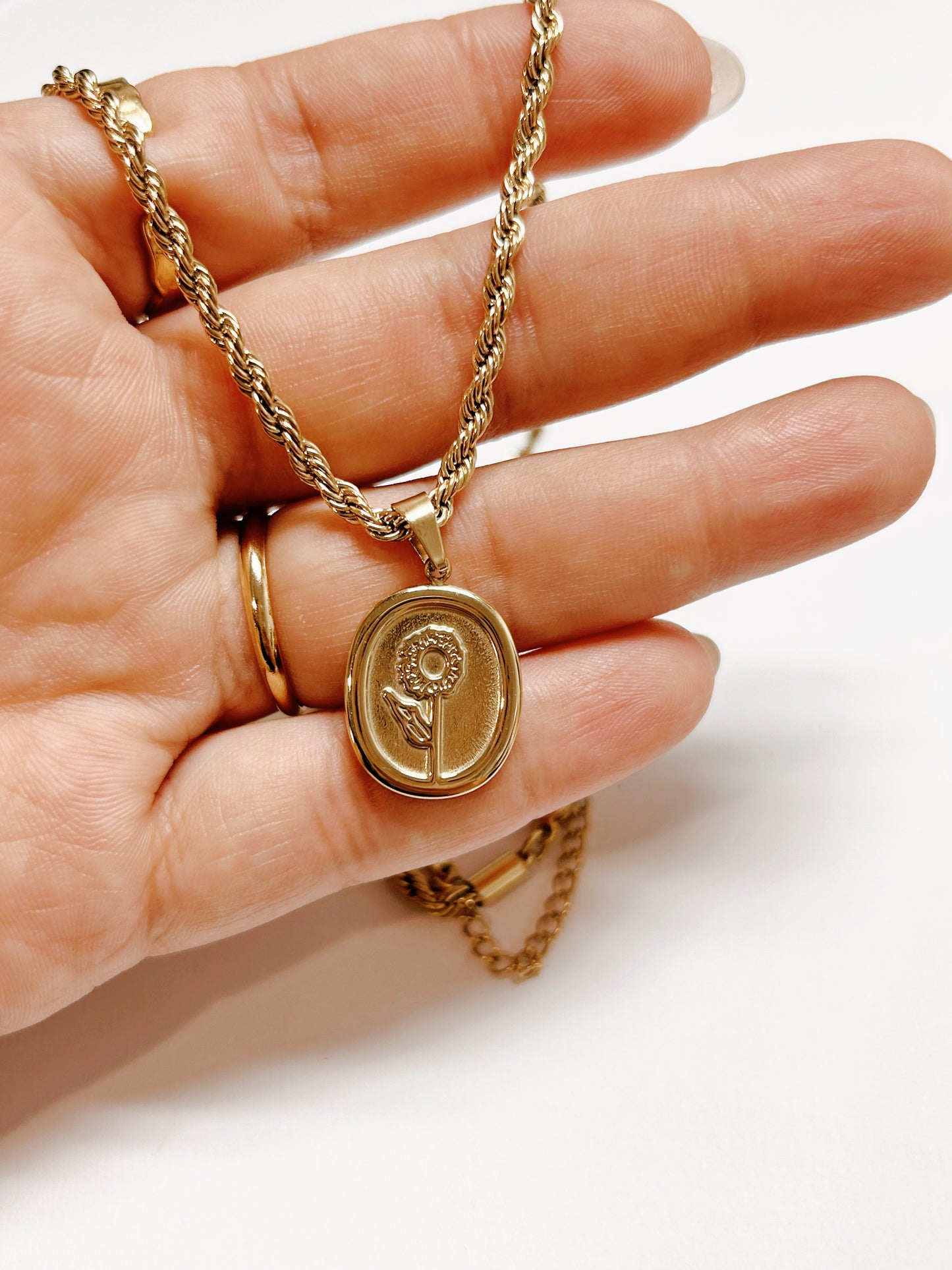 Golden Sunflower Necklace | Collar Girasol Dorado