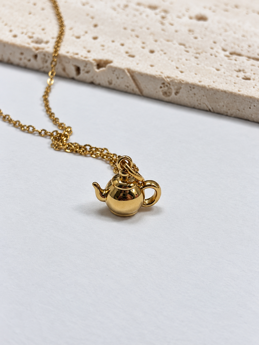 Collar Little Teapot | Golden Brunch