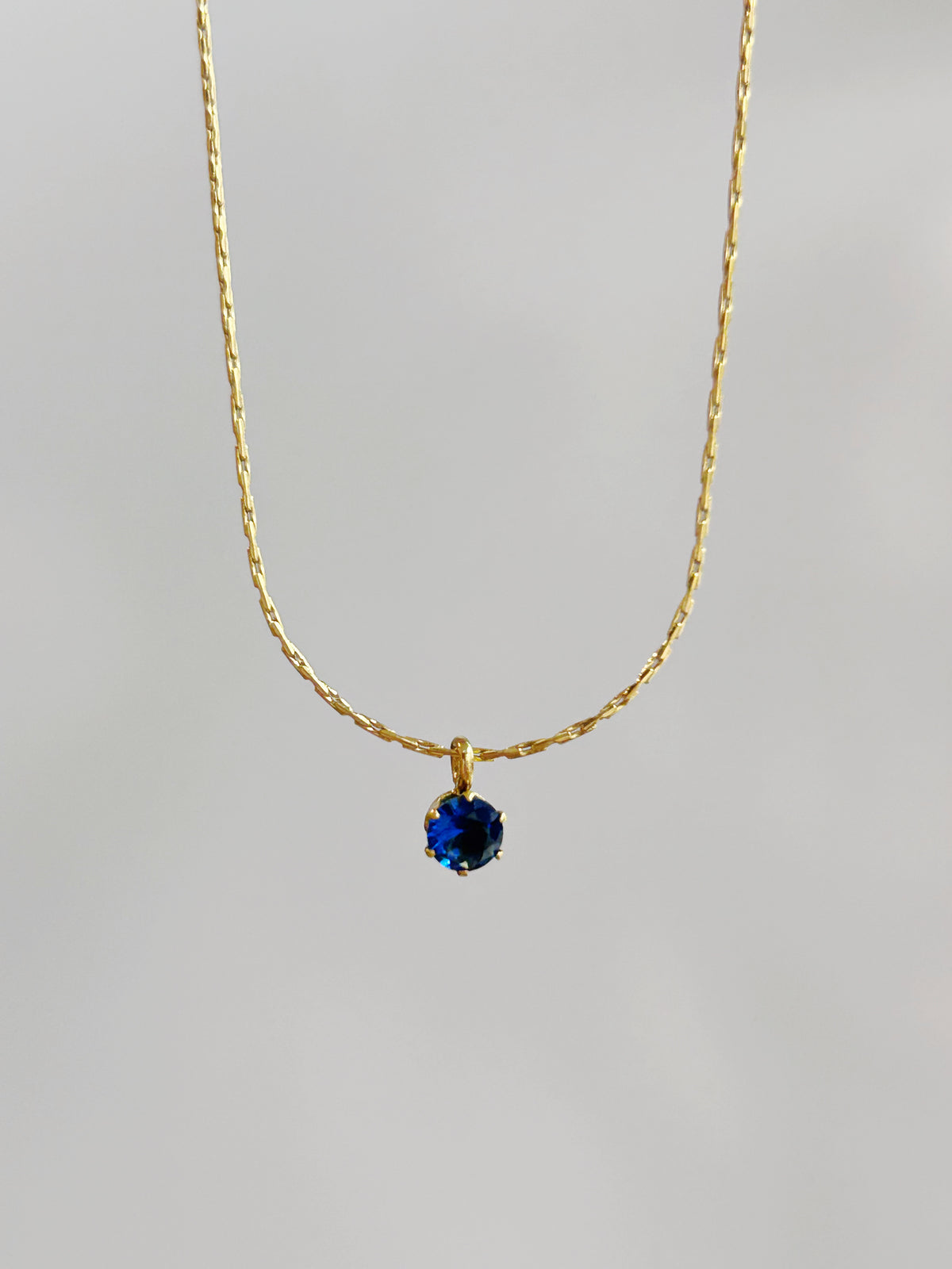 Collar Sapphire Glow