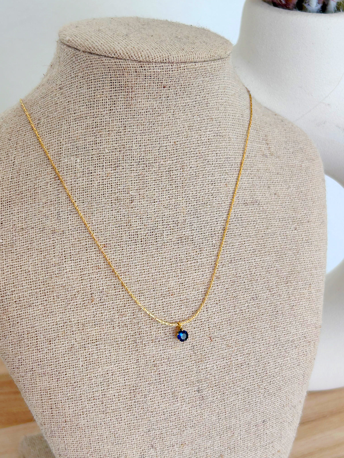 Collar Sapphire Glow