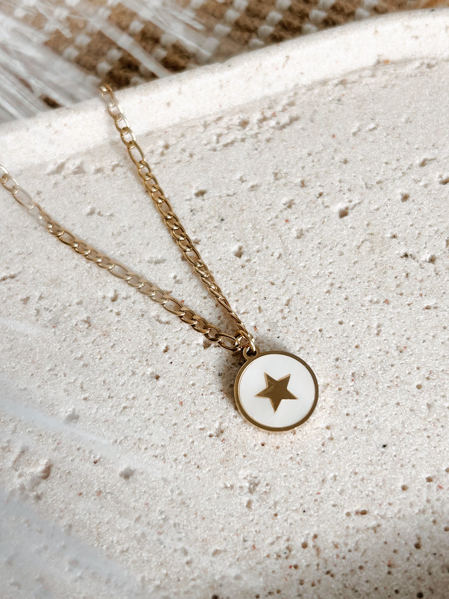 Estrella del Encanto Necklace | Stainless Steel