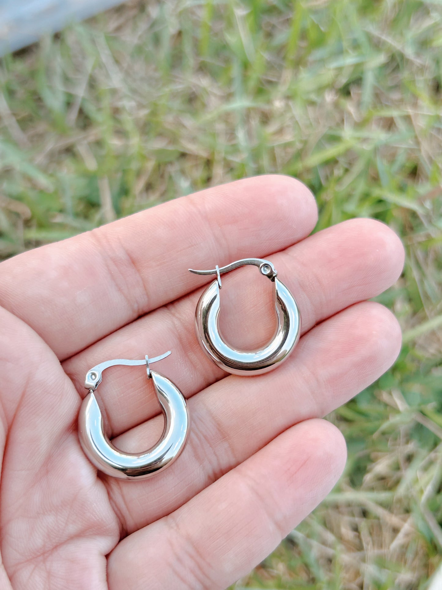 Silver mini-Chunky hoops