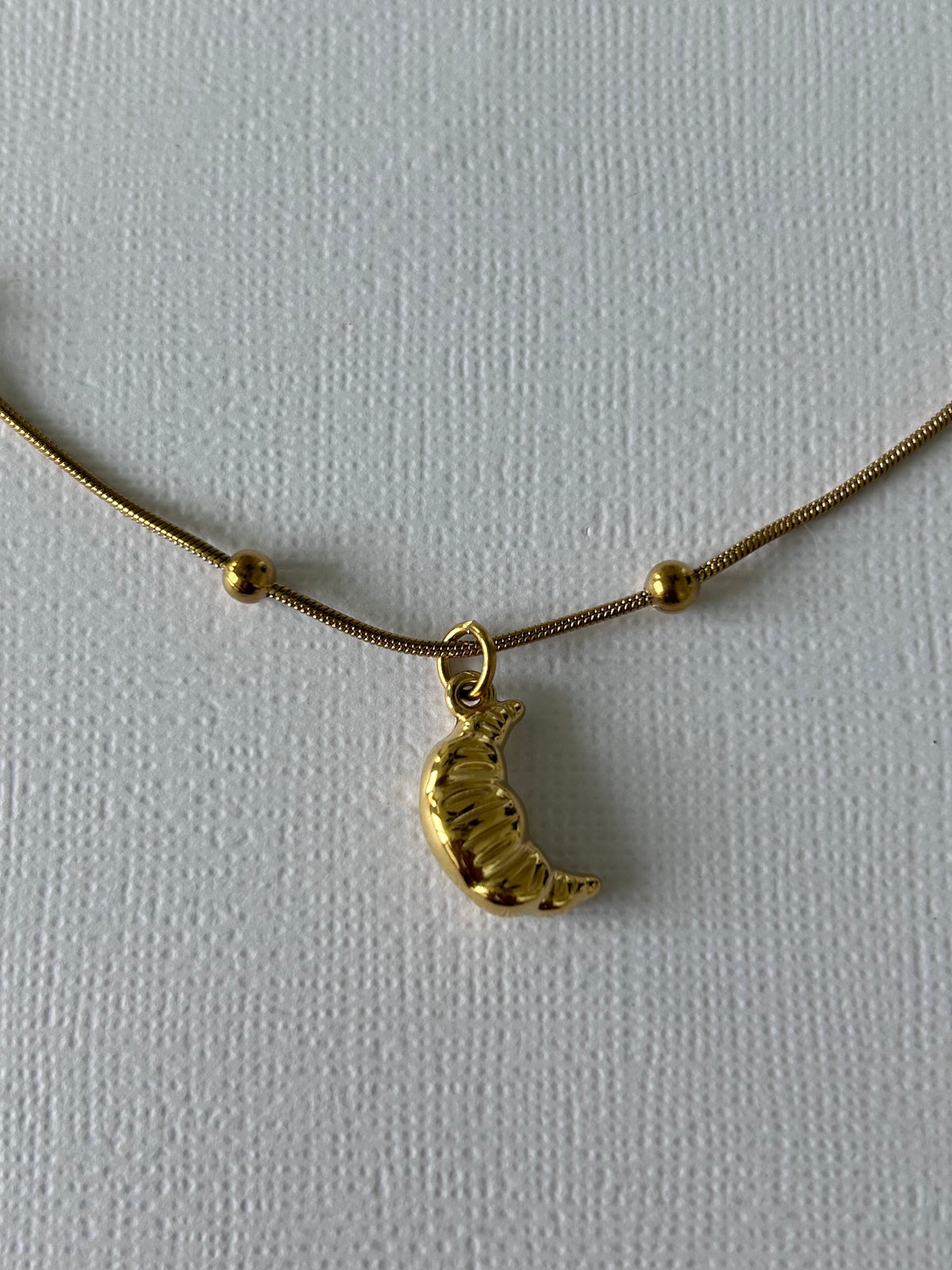 Collar Croissant | Golden Brunch